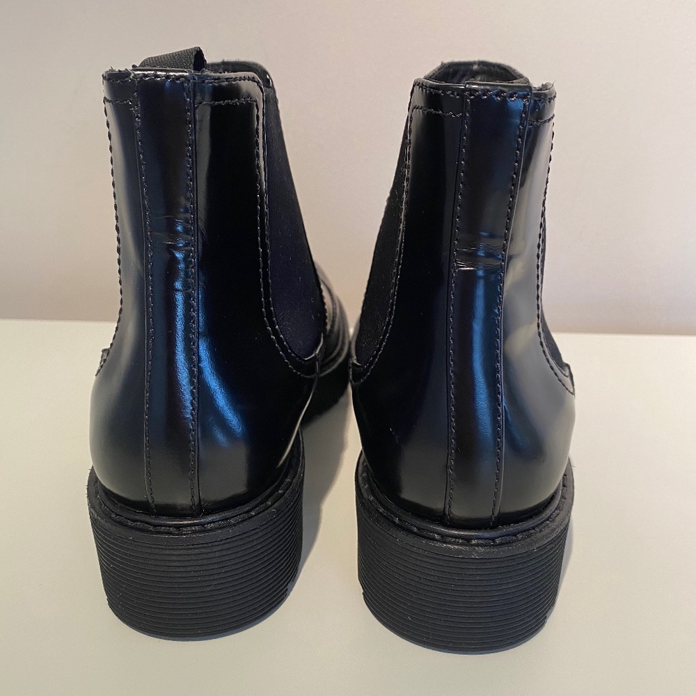 Prada Spazzolato Wing Tip Chelsea Boots - Picture 6 of 7